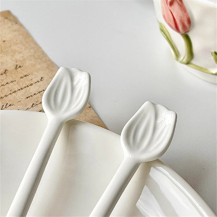 3/6PCS White Tulip Relief Ceramic Coffee Spoons