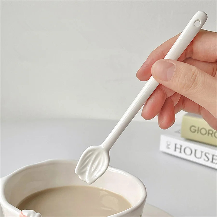 3/6PCS White Tulip Relief Ceramic Coffee Spoons